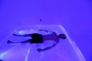 Float Room violet int Maxi Halsa Spa 300x200